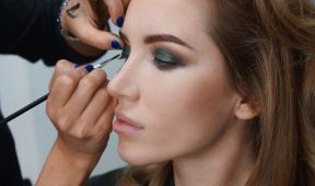 Життя в тренді – модний макіяж у 2016 році від візажистів PIED-DE-POULE зображення
